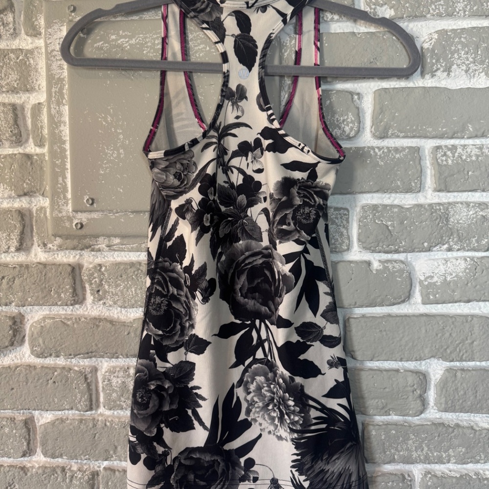 Lululemon Tank - Picture 2 of 3
